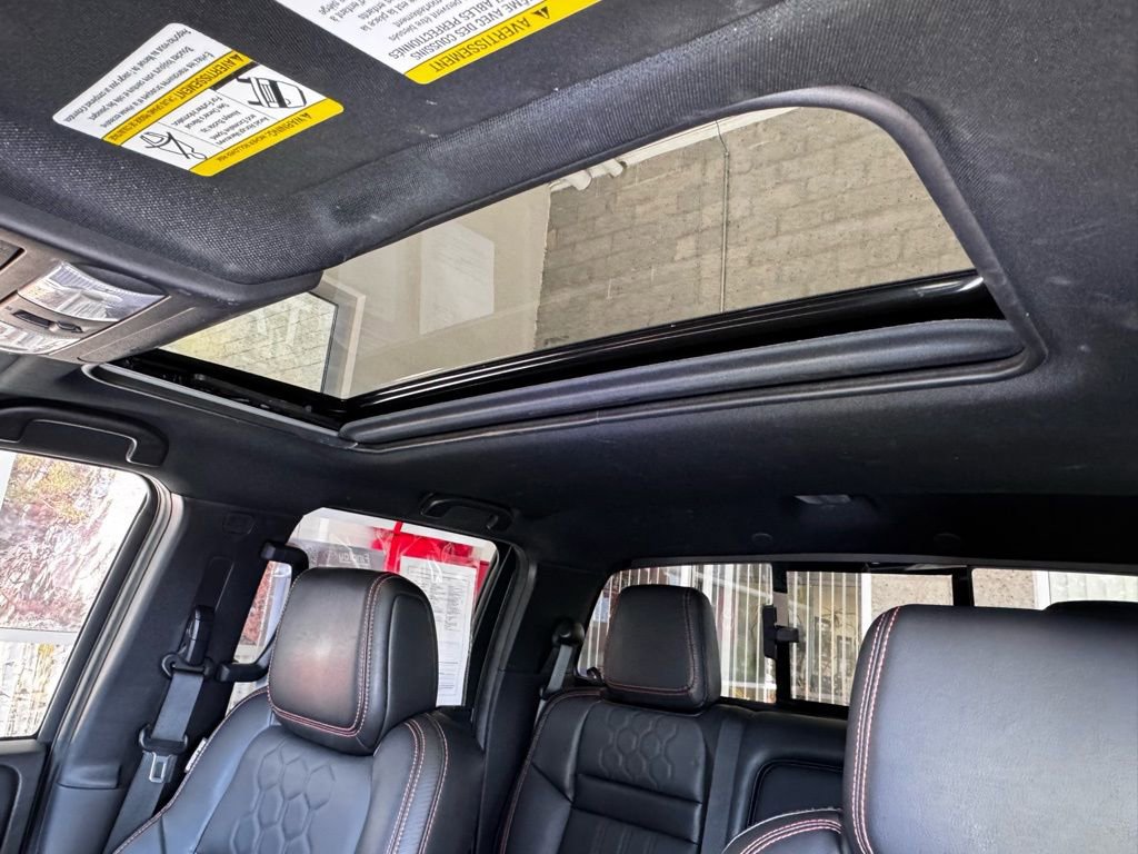 Used 2024 Nissan Frontier PRO-4X w/ Pro Premium Package image 41