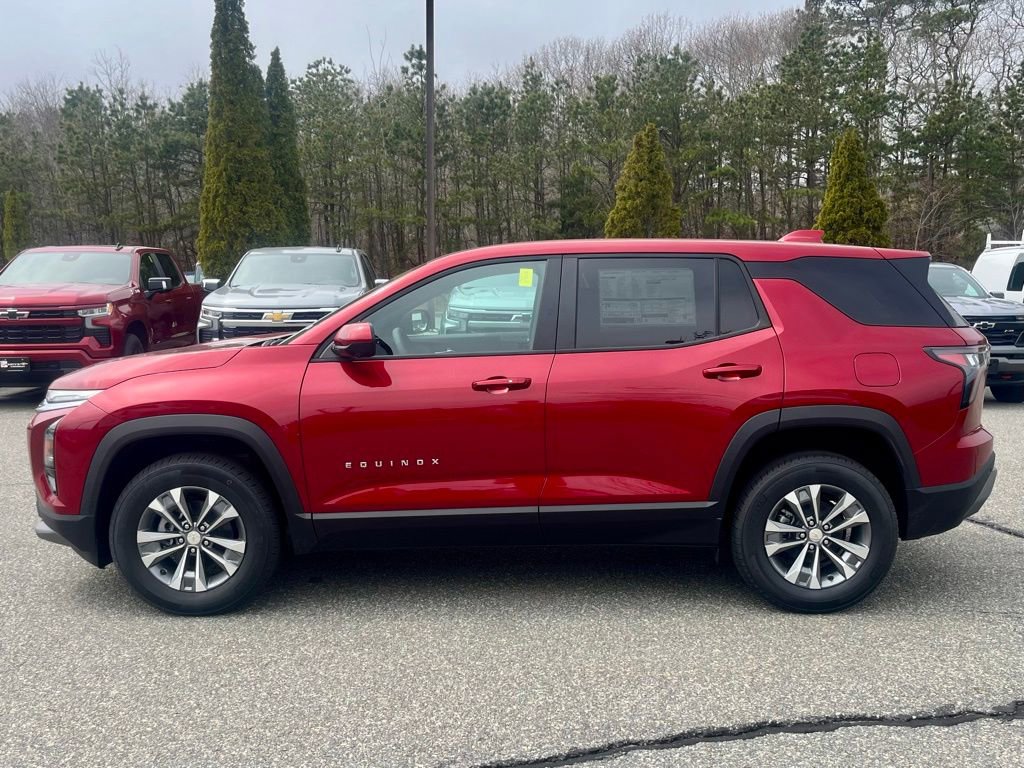New 2026 Chevrolet Equinox LT w/ Safety and Technology Package AWD/4WD image 2