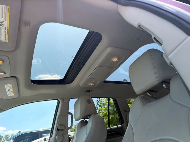 Used 2017 Buick Enclave Premium w/ Experience Buick Package FWD image 34