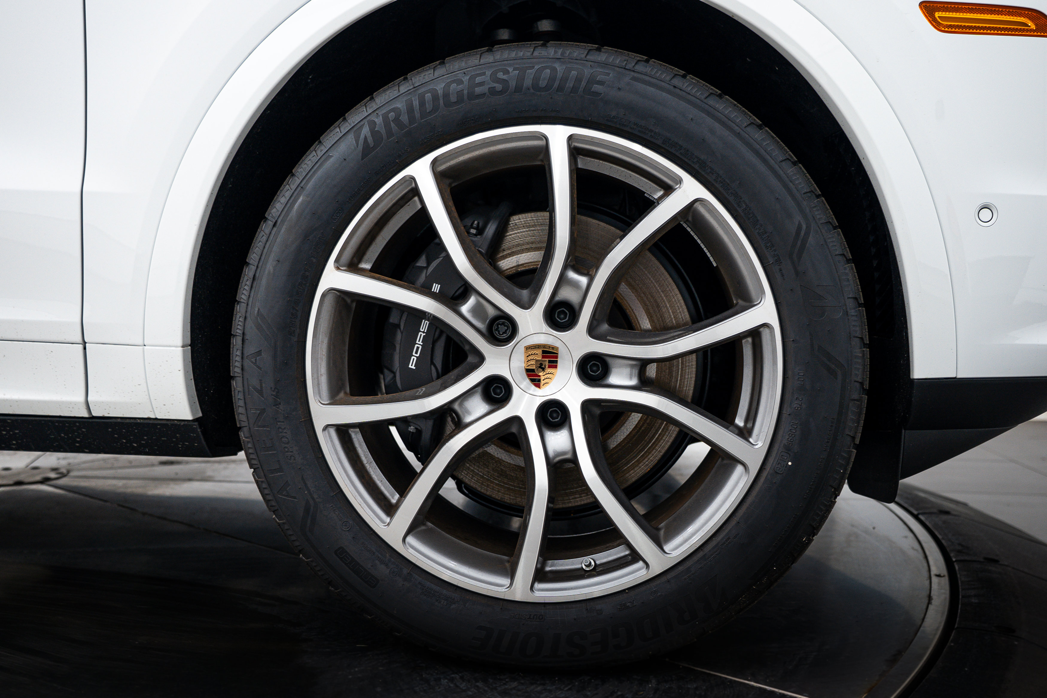 Certified 2026 Porsche Cayenne AWD/4WD image 11
