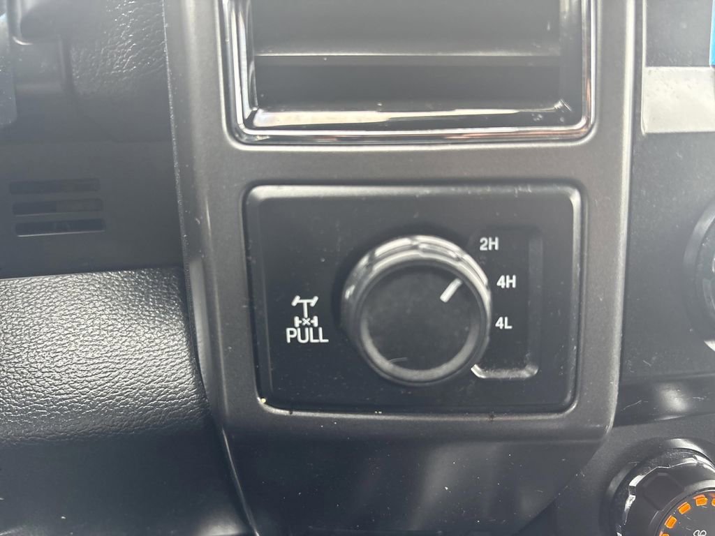 Used 2019 Ford F150 XLT w/ Equipment Group 302A Luxury image 22