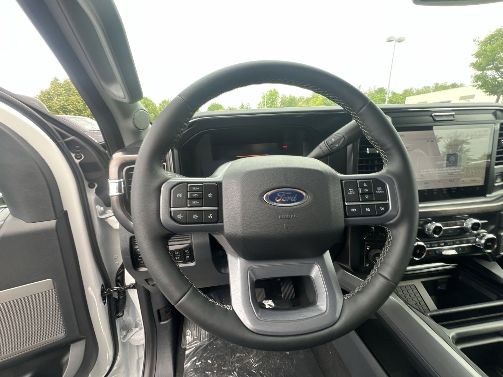 New 2026 Ford F350 Lariat AWD/4WD image 24