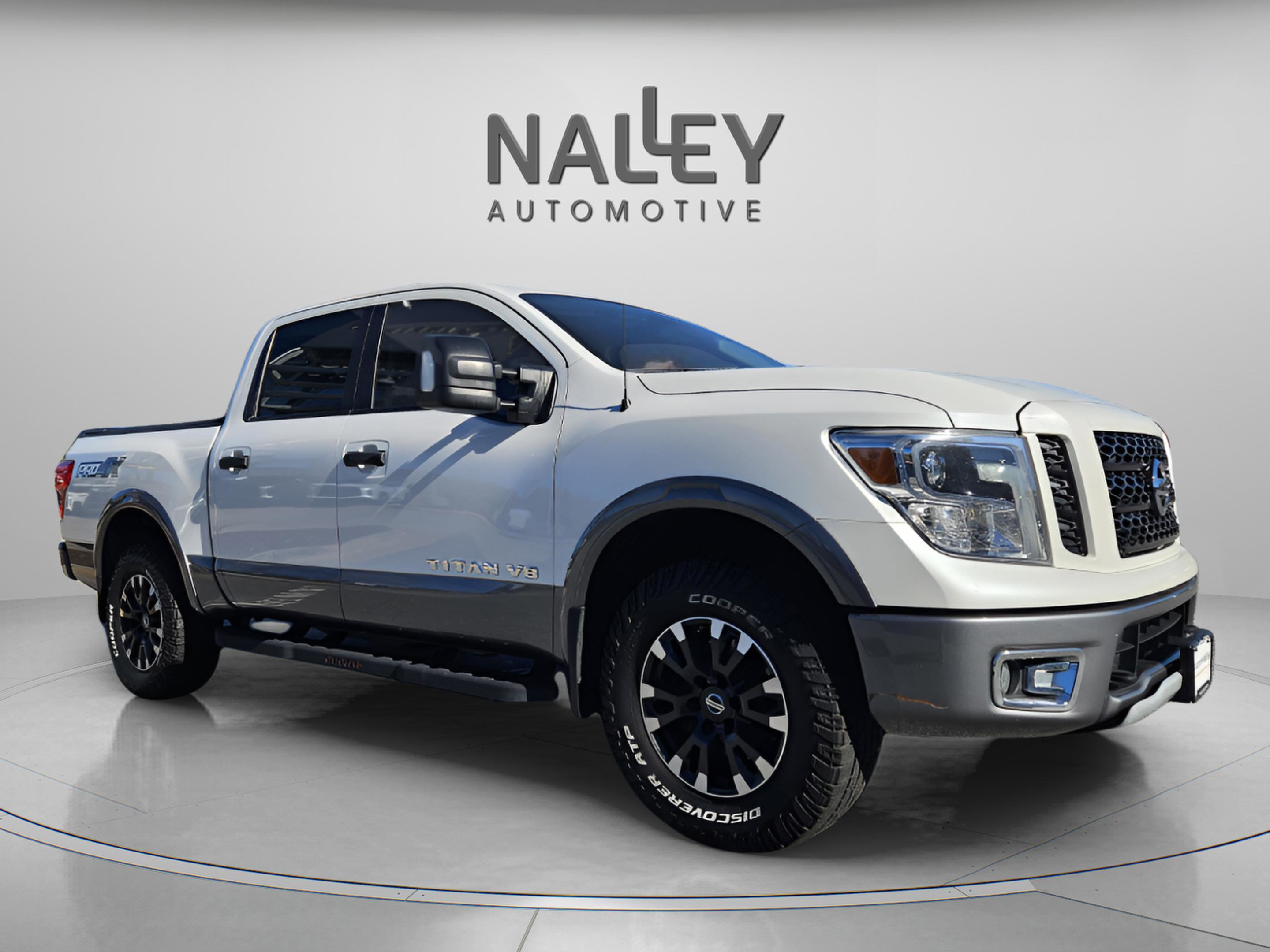 Used 2018 Nissan Titan PRO-4X image 6