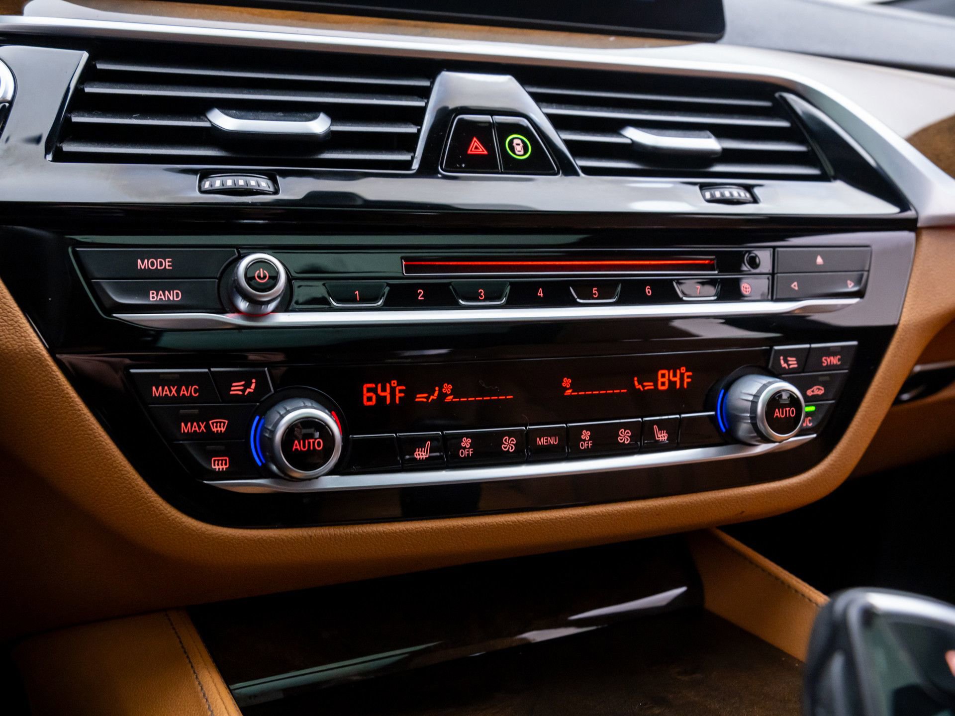 Used 2018 BMW 640i Gran Turismo xDrive image 27