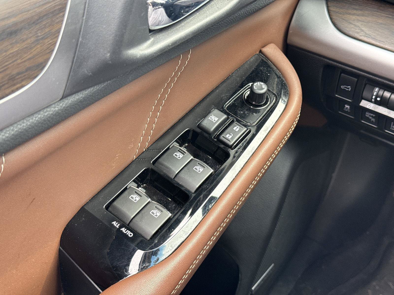 Used 2019 Subaru Outback 2.5i Touring AWD/4WD image 20