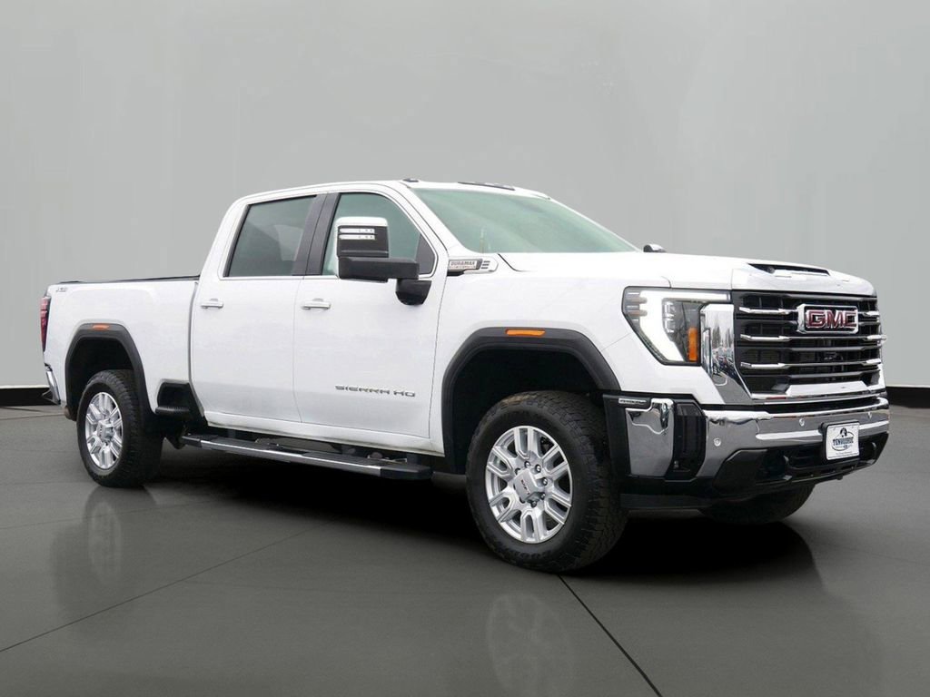Used 2024 GMC Sierra 3500 SLT w/ SLT Premium Package image 4