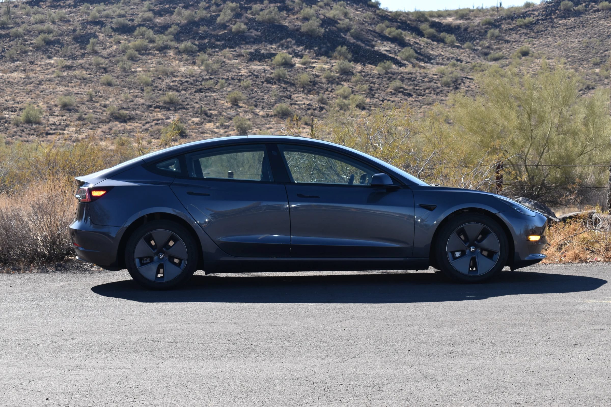 Used 2023 Tesla Model 3 Standard Range RWD image 7