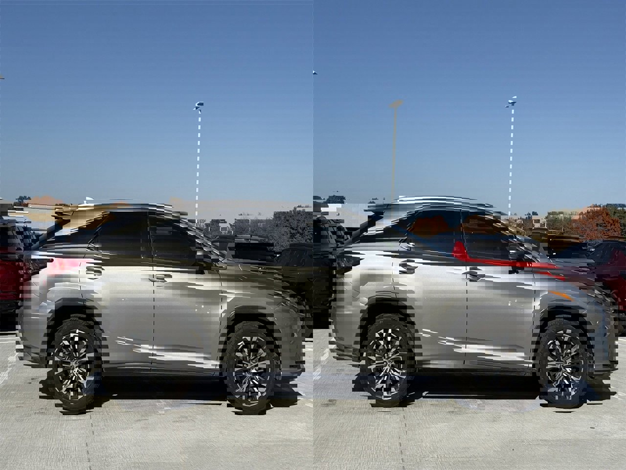 Used 2019 Lexus RX 350 FWD image 3