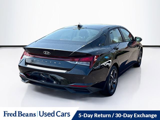 Used 2023 Hyundai Elantra SEL w/ Convenience Package image 8