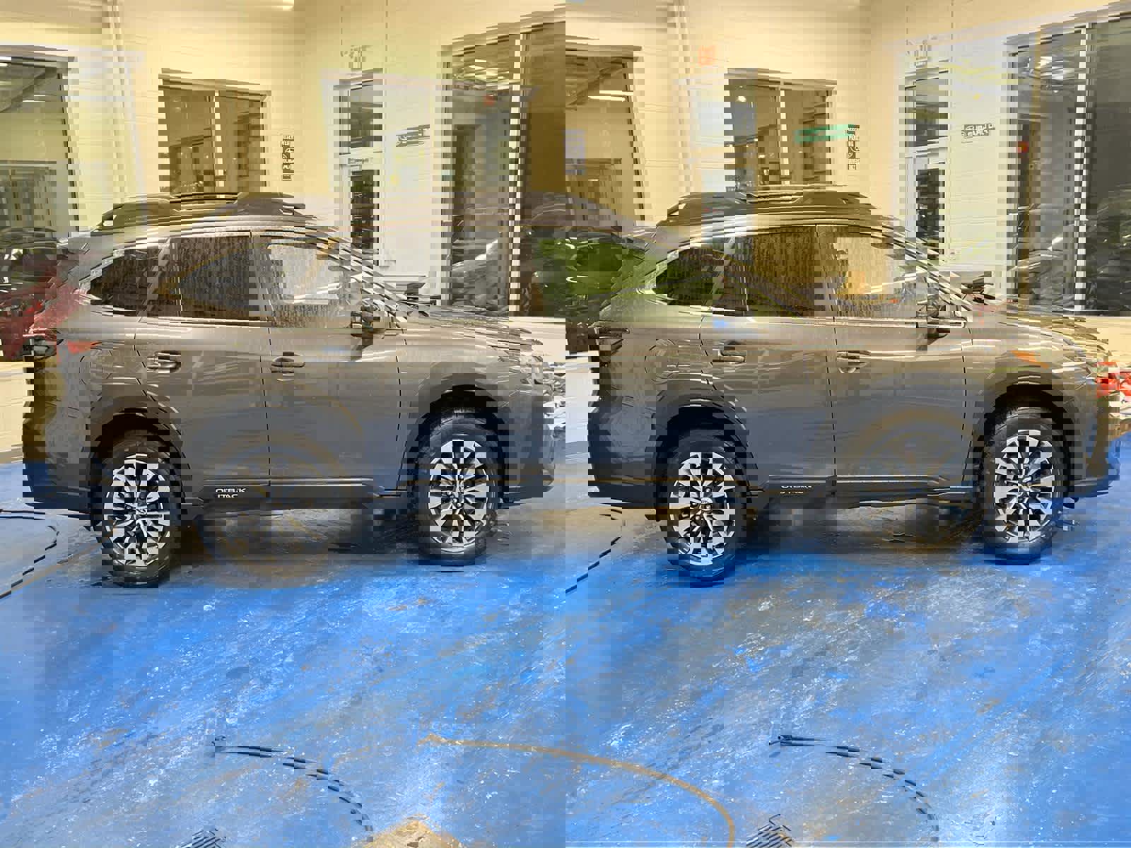 Certified 2023 Subaru Outback Limited image 6