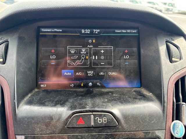 Used 2012 Ford Focus Titanium FWD image 19