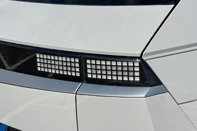 Used 2024 Hyundai Ioniq 5 SEL RWD image 39