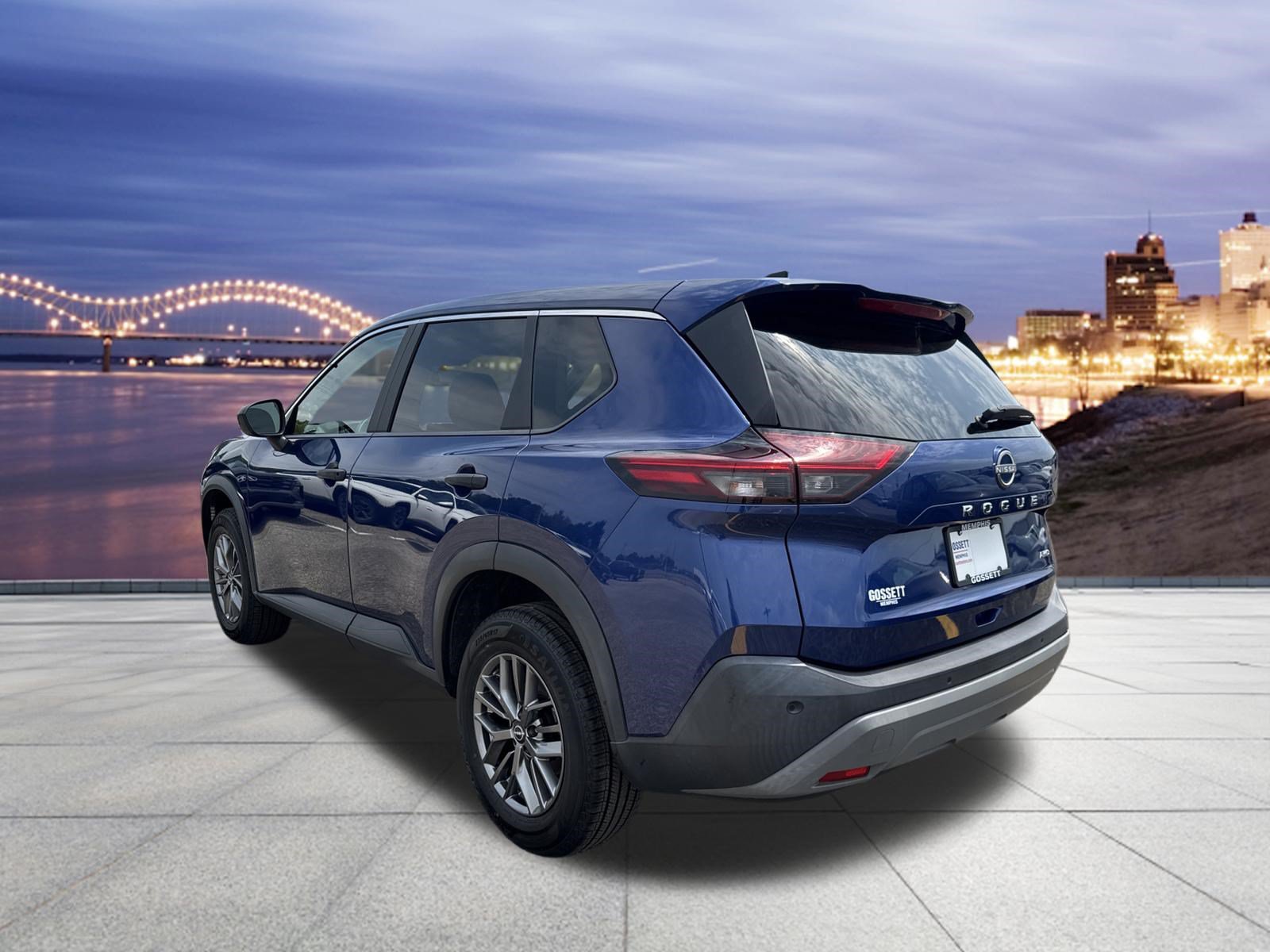 Used 2023 Nissan Rogue S AWD/4WD image 3