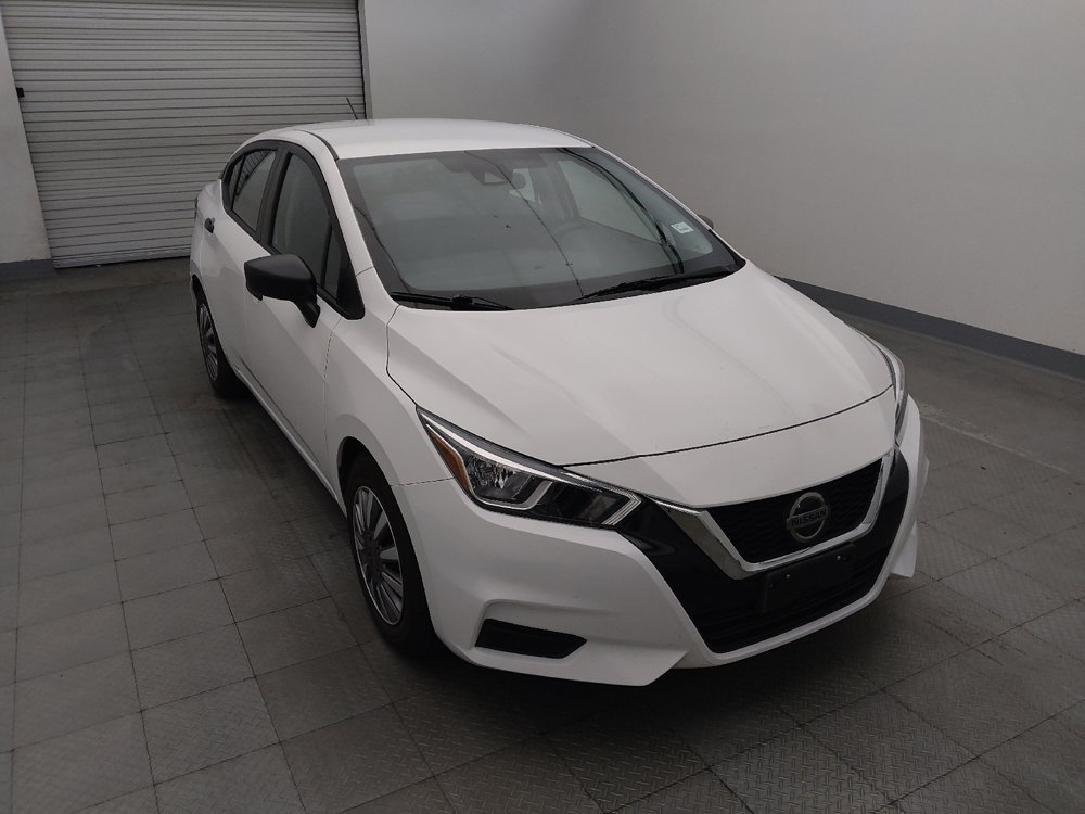 Used 2022 Nissan Versa S FWD image 14