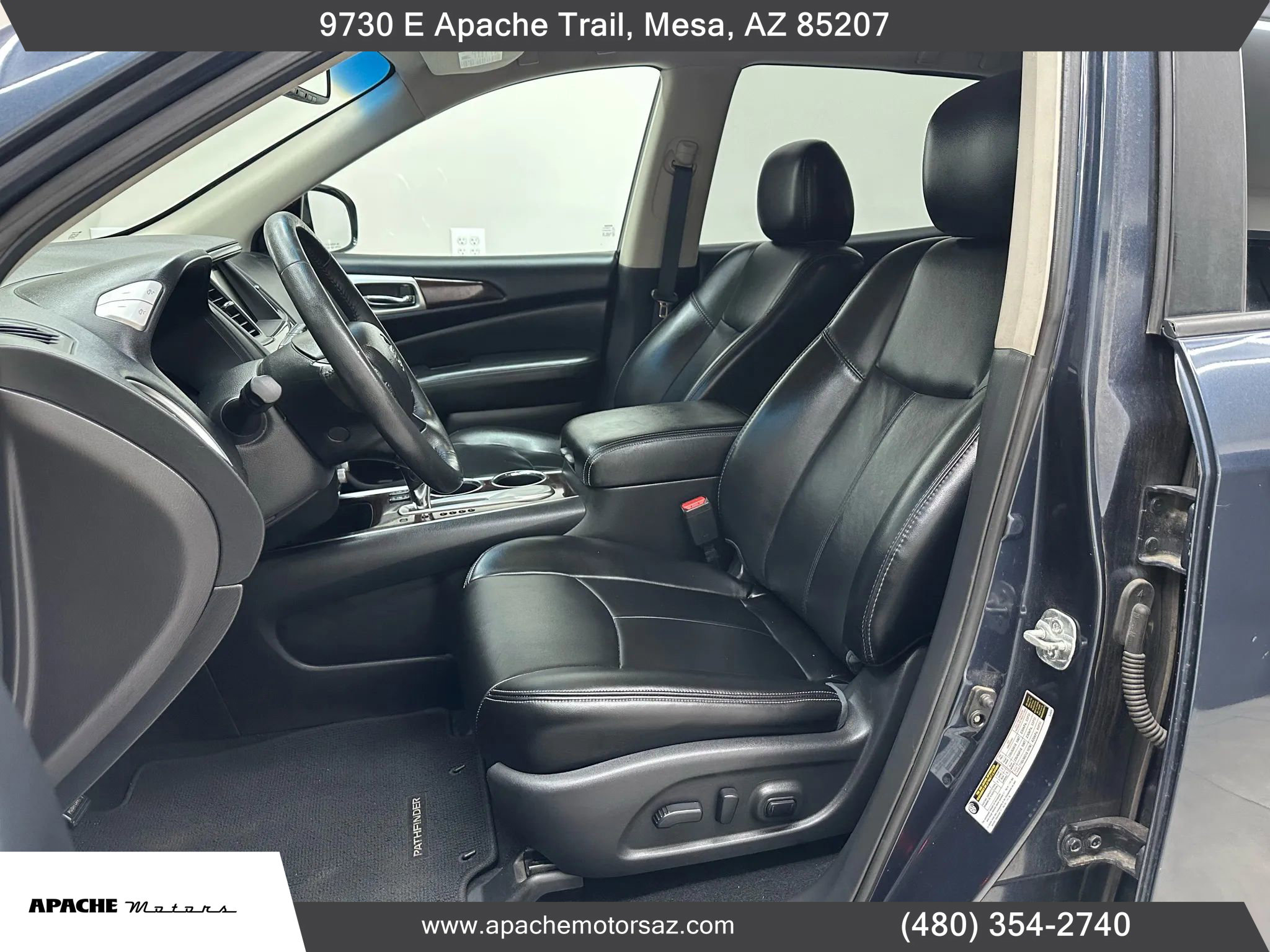 Used 2016 Nissan Pathfinder SL image 34