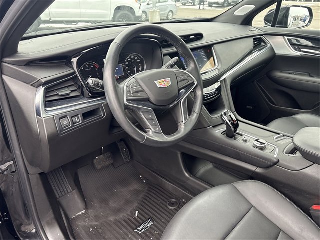 Certified 2023 Cadillac XT5 Premium Luxury w/ LPO, Floor Liner Package image 10