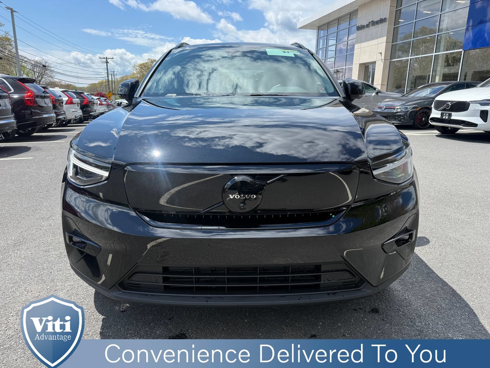 New 2026 Volvo EX40 Ultra AWD/4WD image 3
