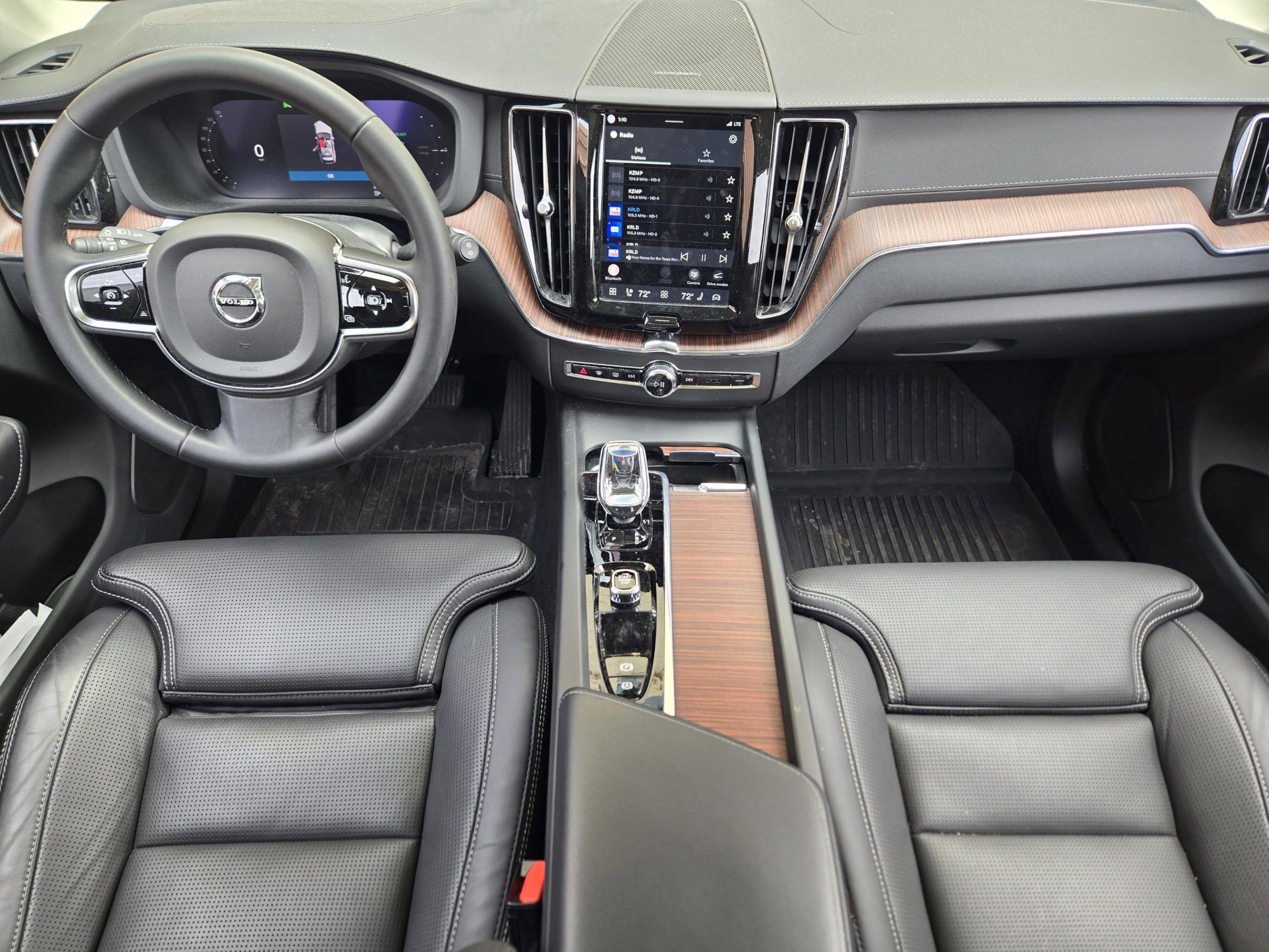 Used 2024 Volvo XC60 T8 Ultimate w/ Climate Package AWD/4WD image 22