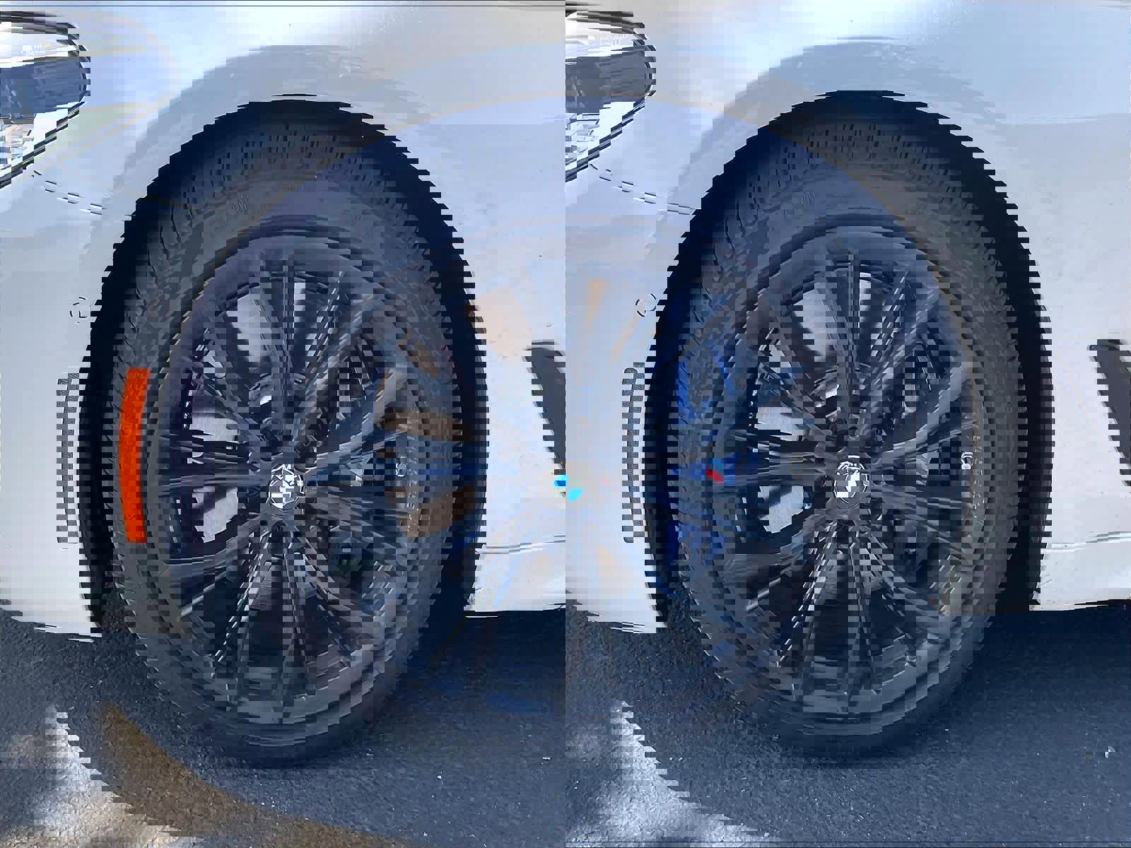 Used 2020 BMW M550i xDrive AWD/4WD image 11