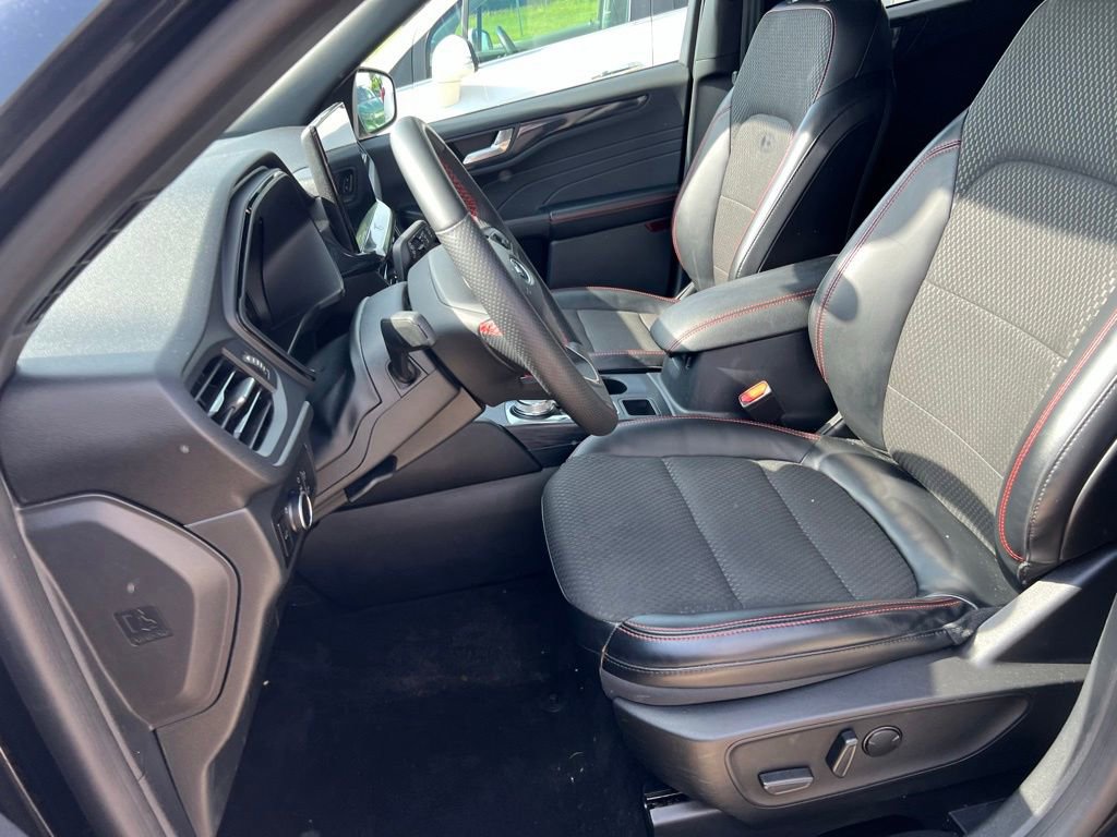 Used 2023 Ford Escape ST-Line w/ Tech Pack #1 image 20