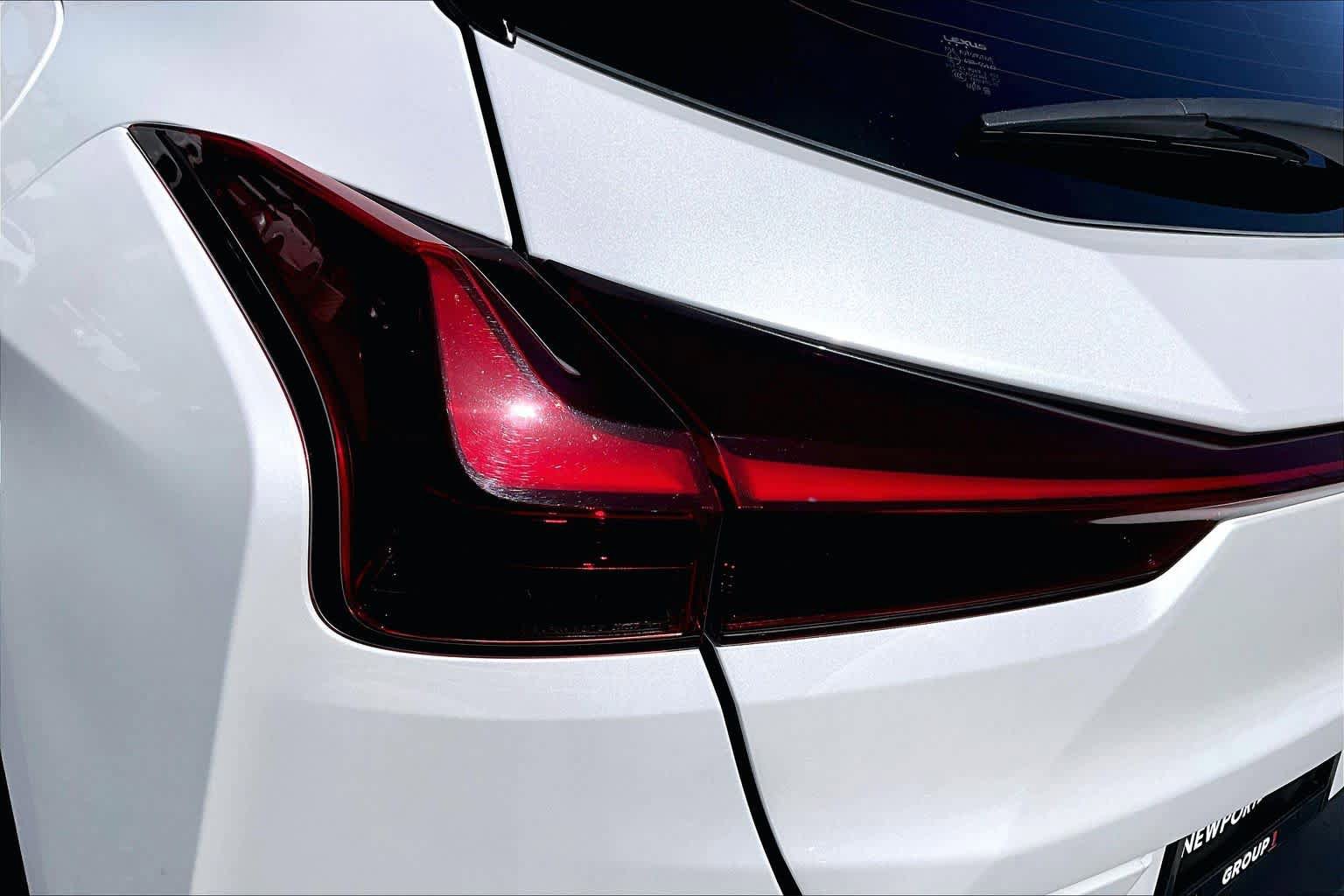 Certified 2024 Lexus UX 250h FWD image 27