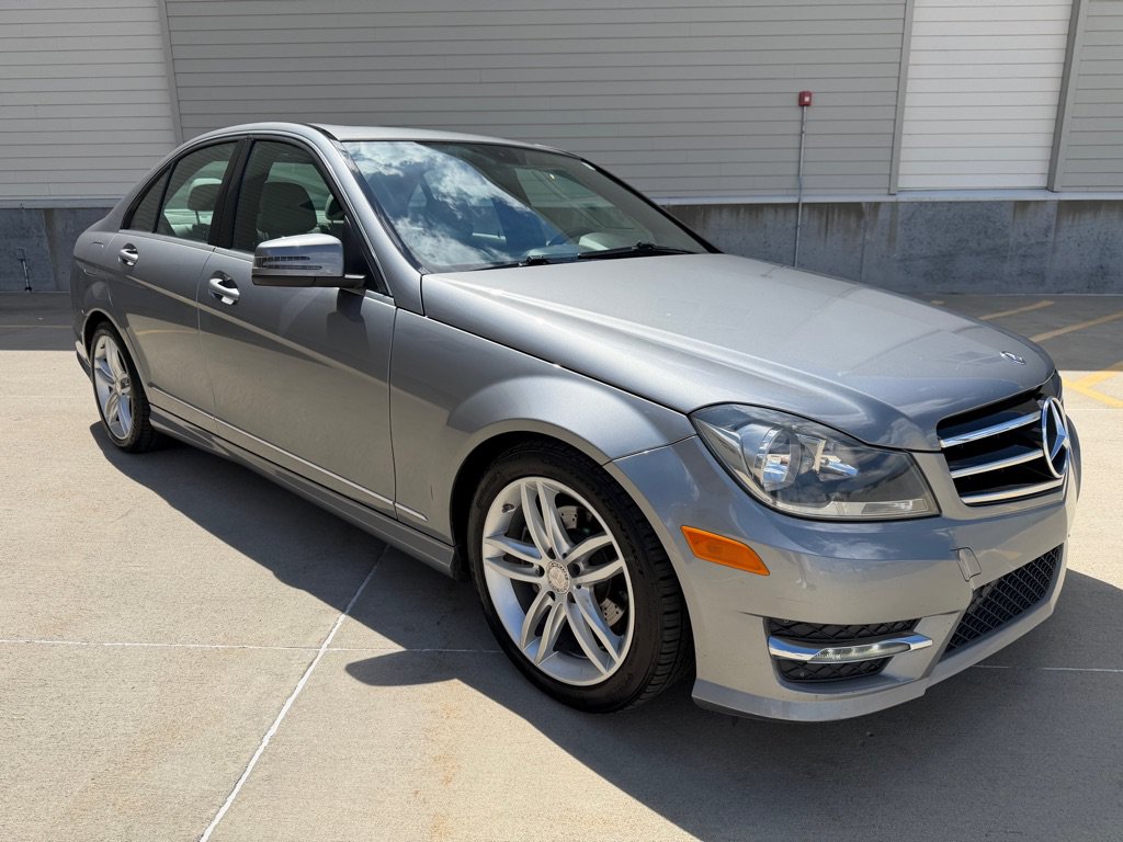 Used 2014 Mercedes-Benz C 250 Sedan image 1