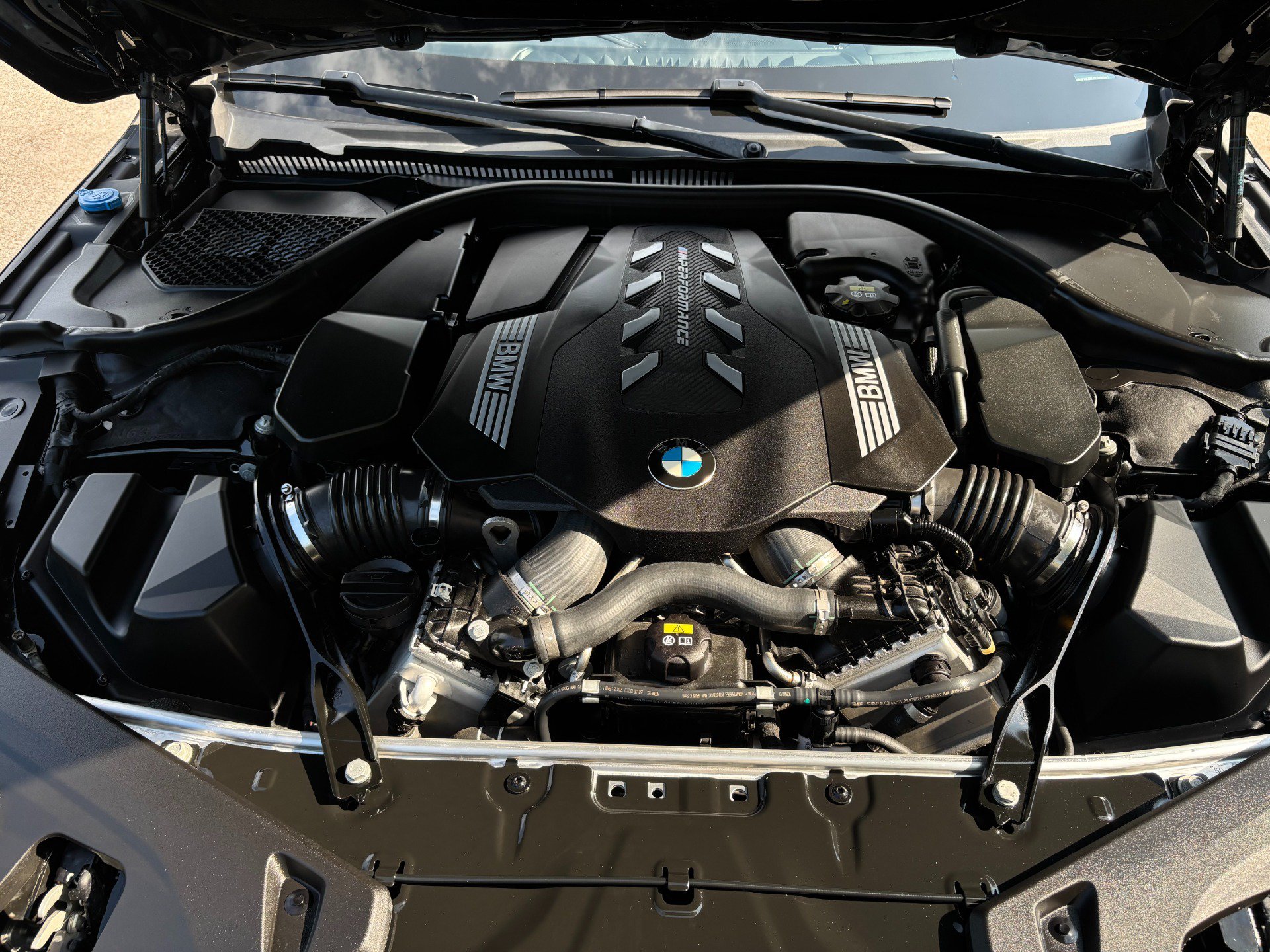 Used 2021 BMW M850i xDrive Convertible AWD/4WD image 23
