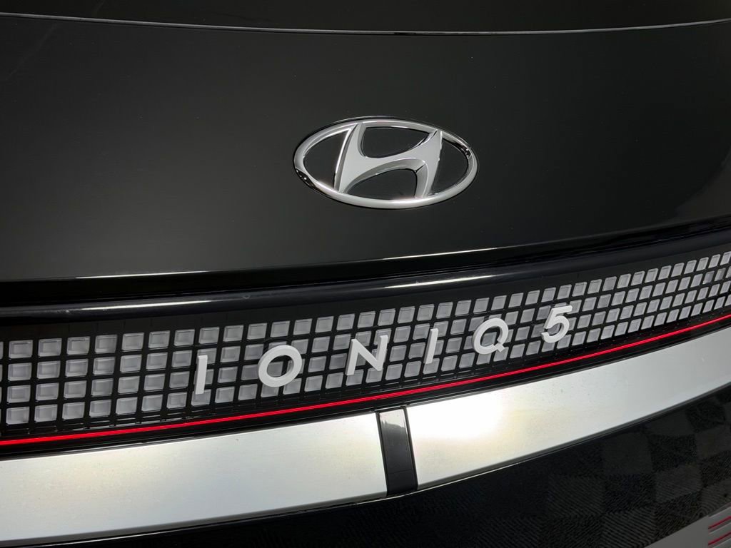 Used 2024 Hyundai Ioniq 5 Limited RWD image 31