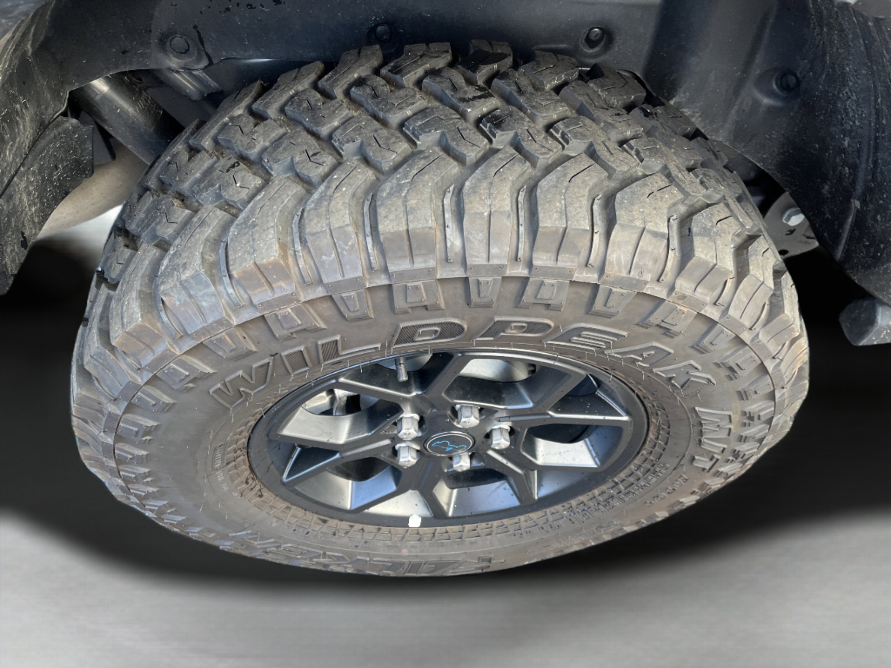 Used 2025 Jeep Wrangler Willys image 23