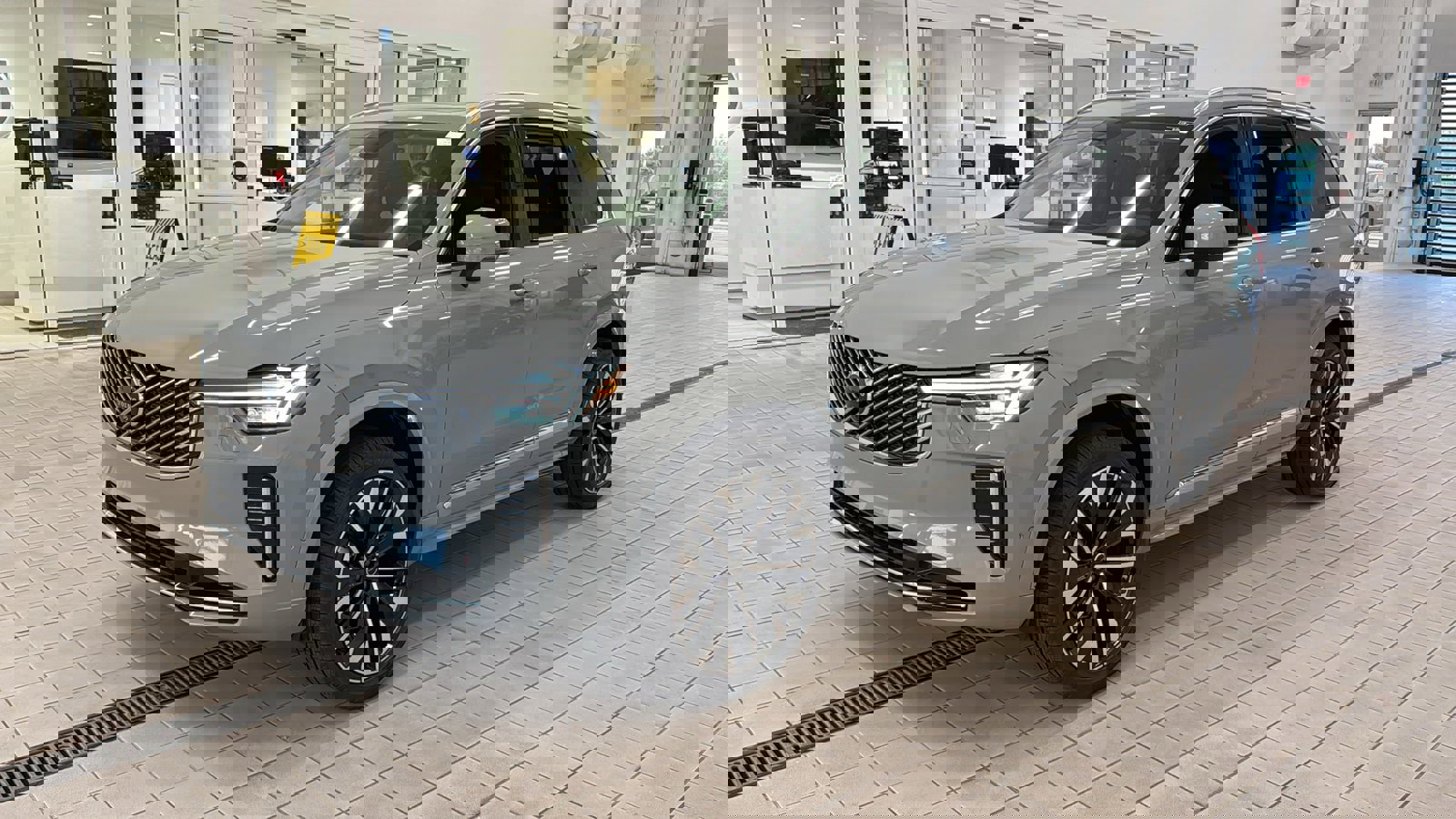 New 2026 Volvo XC90 B6 Plus w/ Protection Package Premier image 9