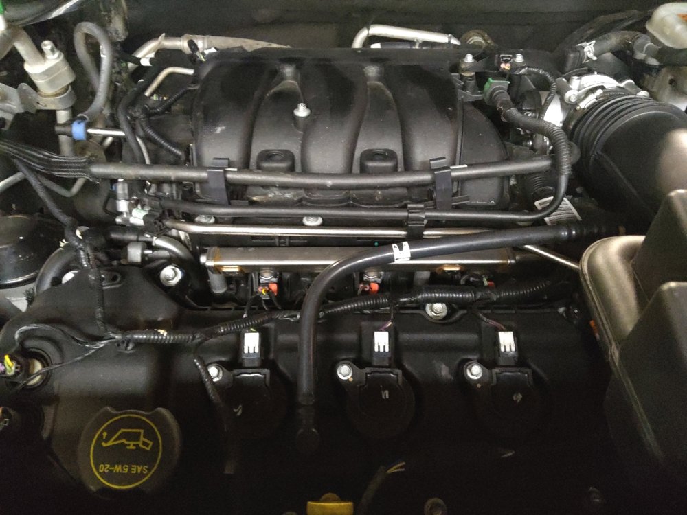 Used 2018 Ford Explorer XLT FWD image 30