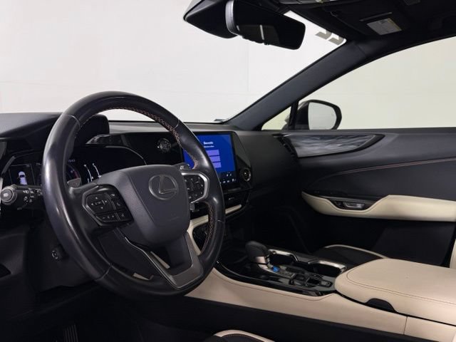 Used 2022 Lexus NX 350 AWD image 4