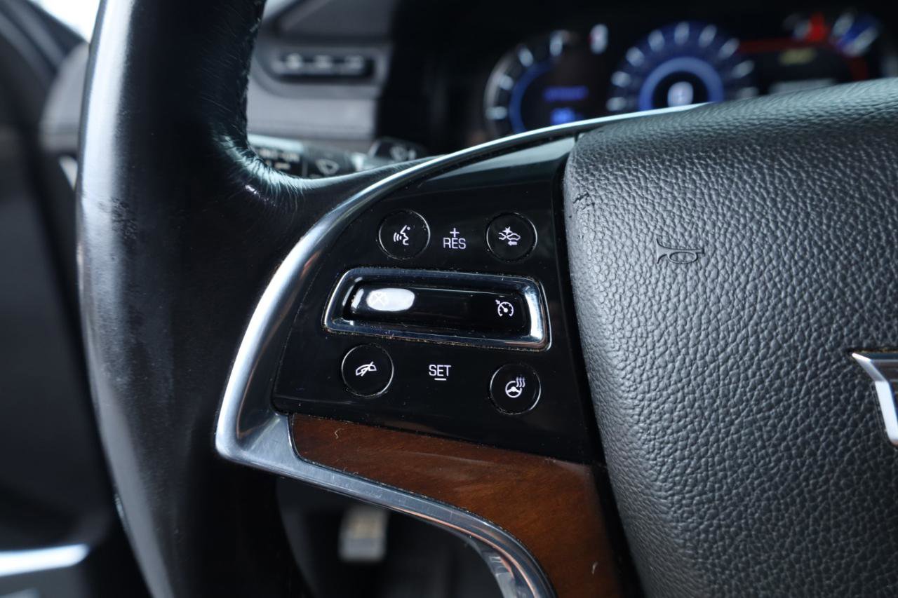 Used 2019 Cadillac Escalade ESV Luxury image 32