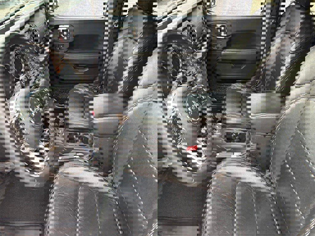 Used 2018 Jeep Wrangler Unlimited Sahara image 13