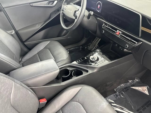 Certified 2023 Kia Niro Wave FWD image 23