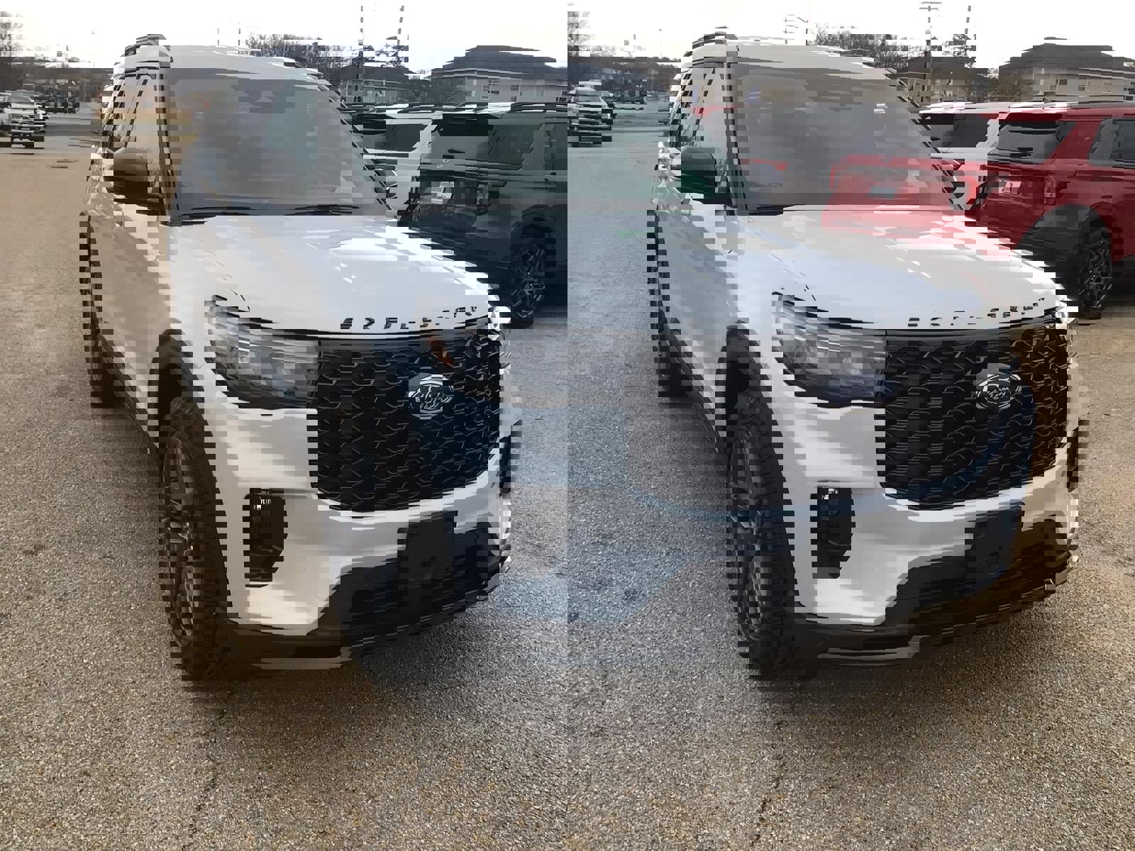 New 2026 Ford Explorer ST-Line w/ ST-Line Street Pack image 8