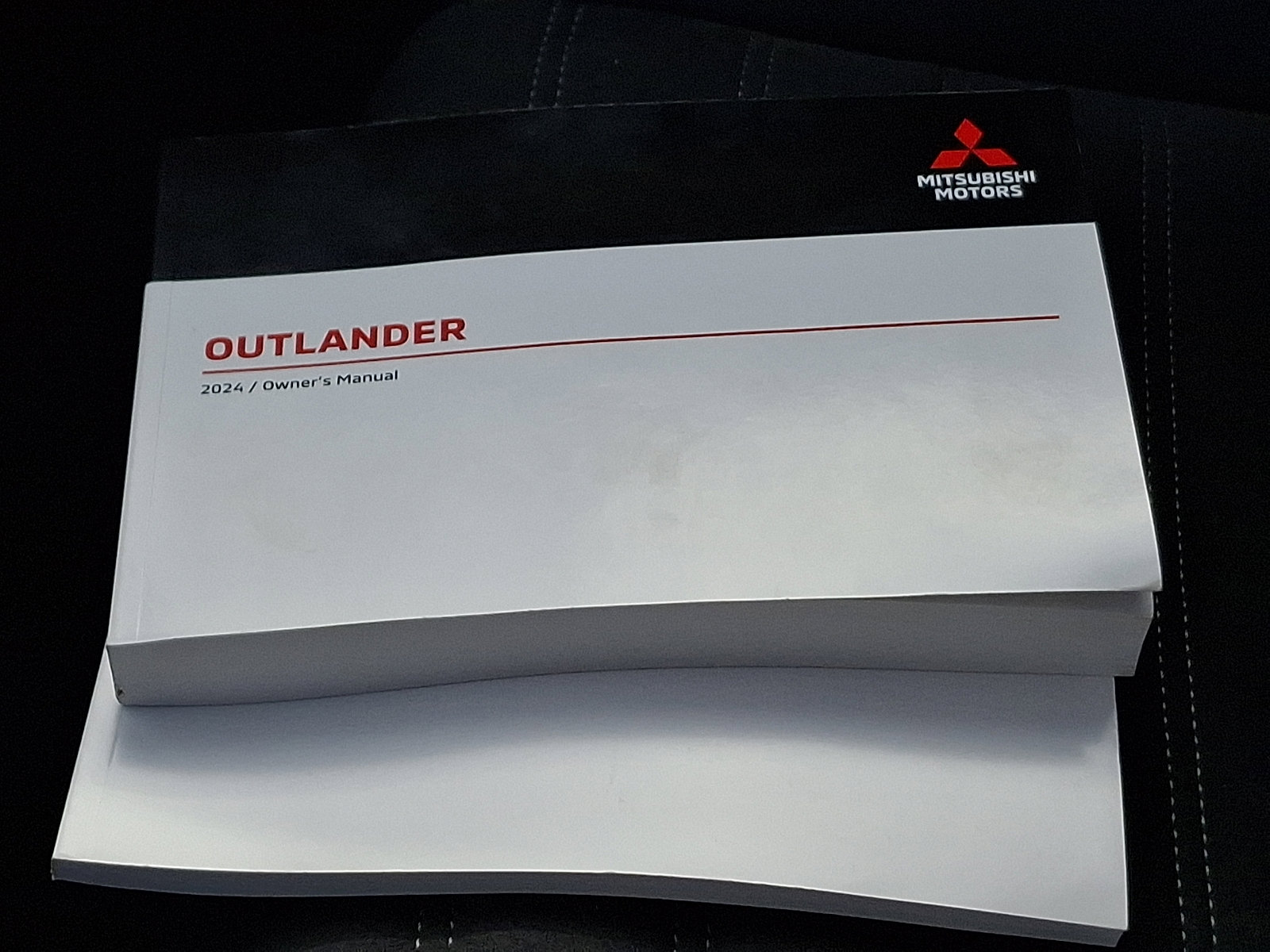 Used 2024 Mitsubishi Outlander SE image 25