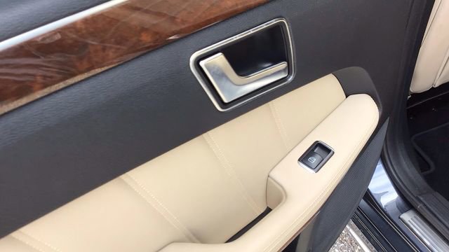 Used 2013 Mercedes-Benz E 350 4MATIC Sedan image 13