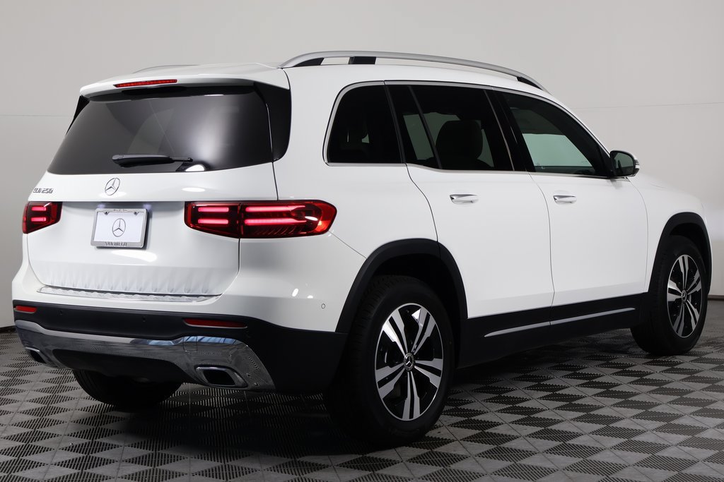 New 2026 Mercedes-Benz GLB 250 image 2