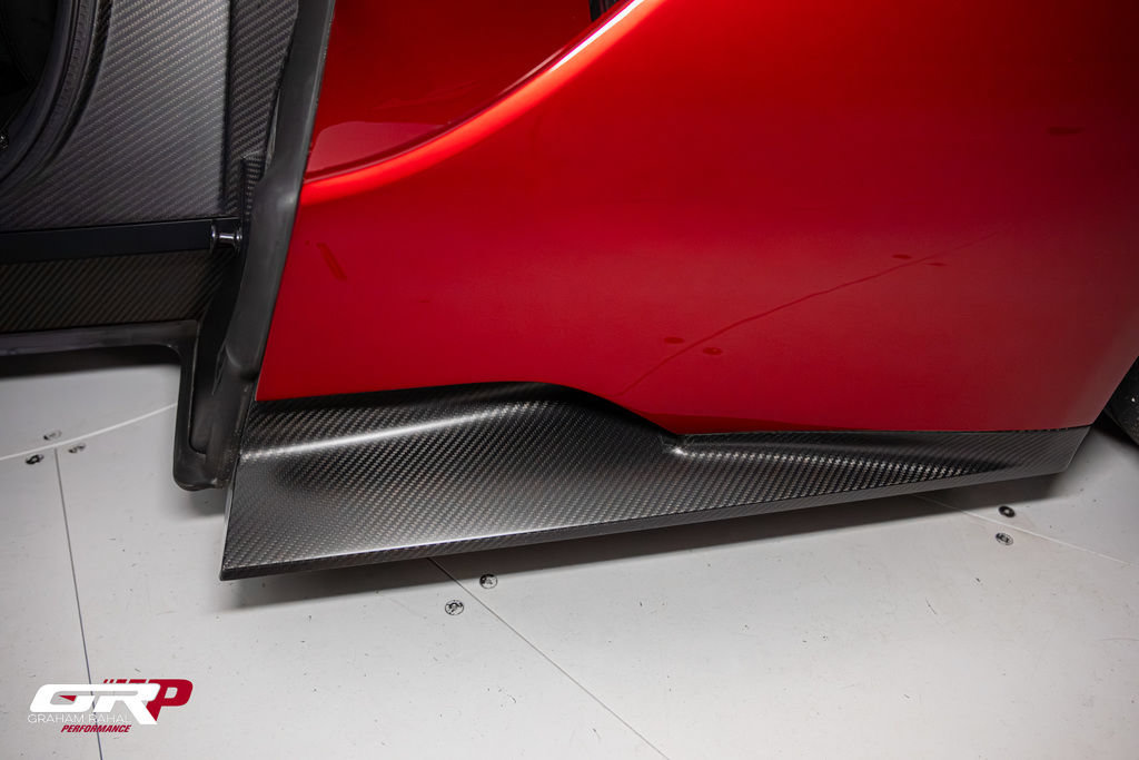 Used 2019 Ford GT RWD image 3