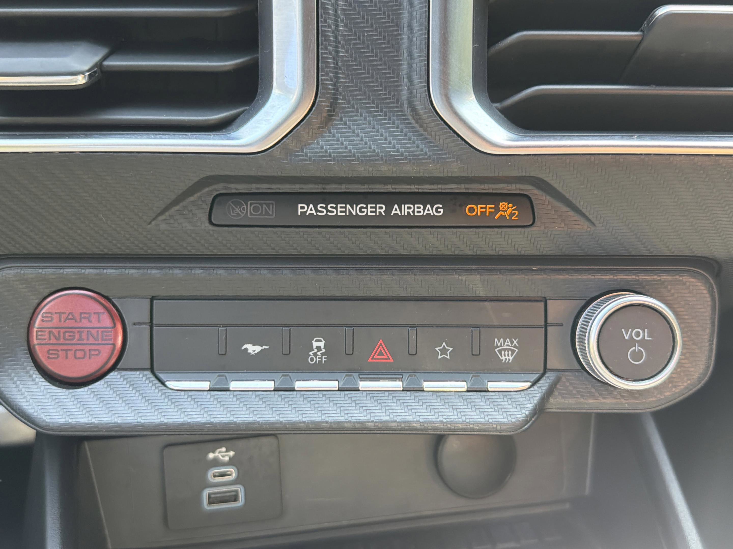 Used 2024 Ford Mustang GT Premium RWD image 14