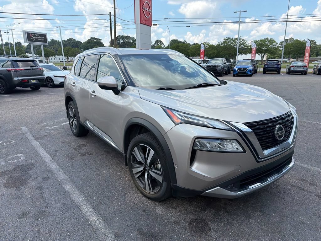 Used 2021 Nissan Rogue Platinum FWD image 7