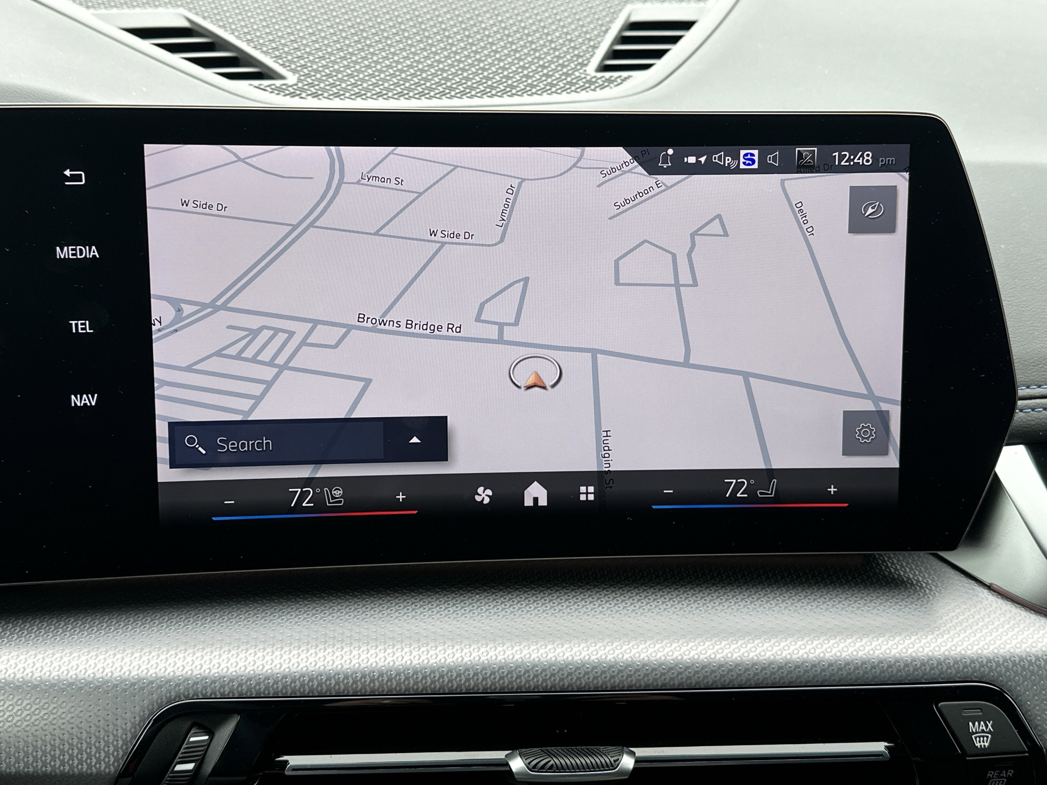 Used 2025 BMW X1 M35i w/ Premium Package image 26