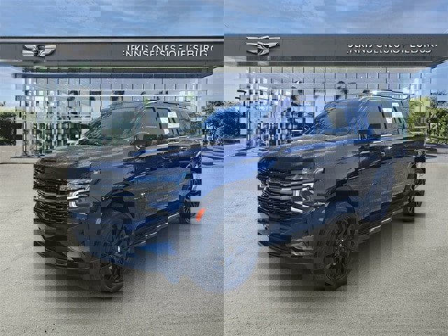 Used 2021 Chevrolet Suburban RST image 8