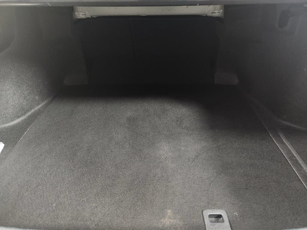 Used 2025 Toyota Camry SE FWD image 19