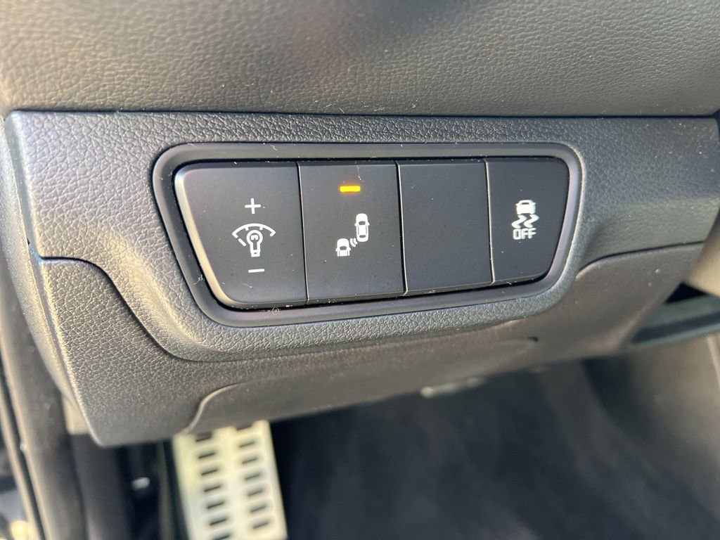 Certified 2024 Kia Forte GT-Line image 49