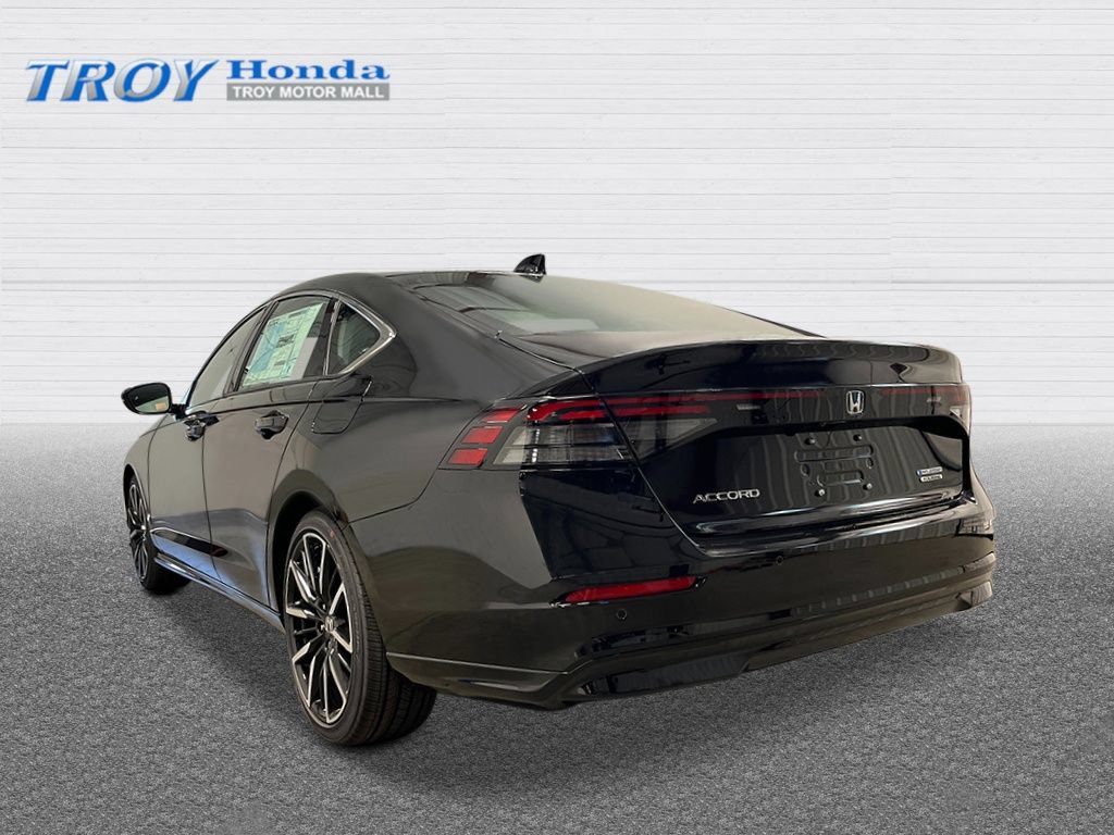 New 2026 Honda Accord Touring image 3
