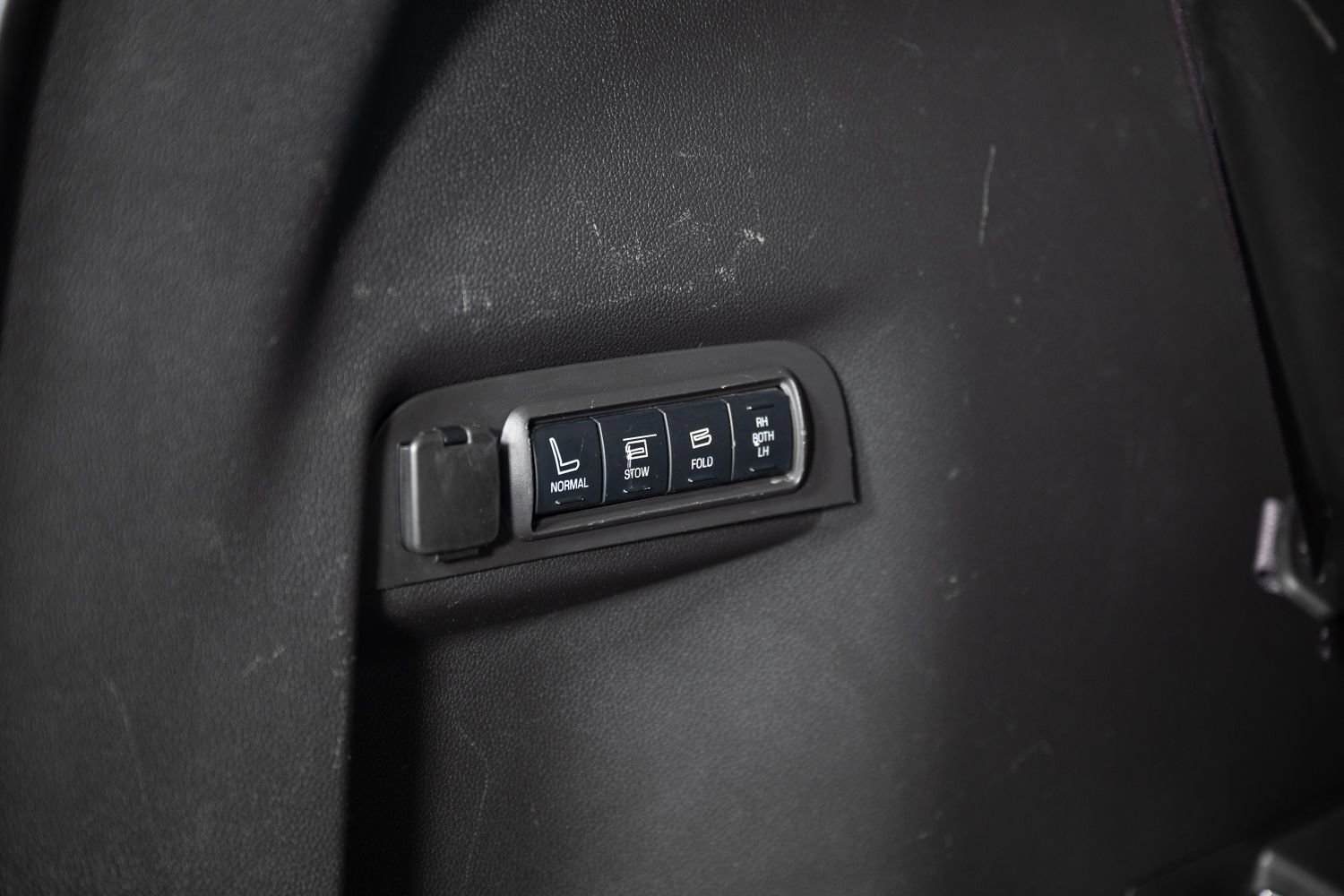 Used 2013 Ford Explorer Limited image 21