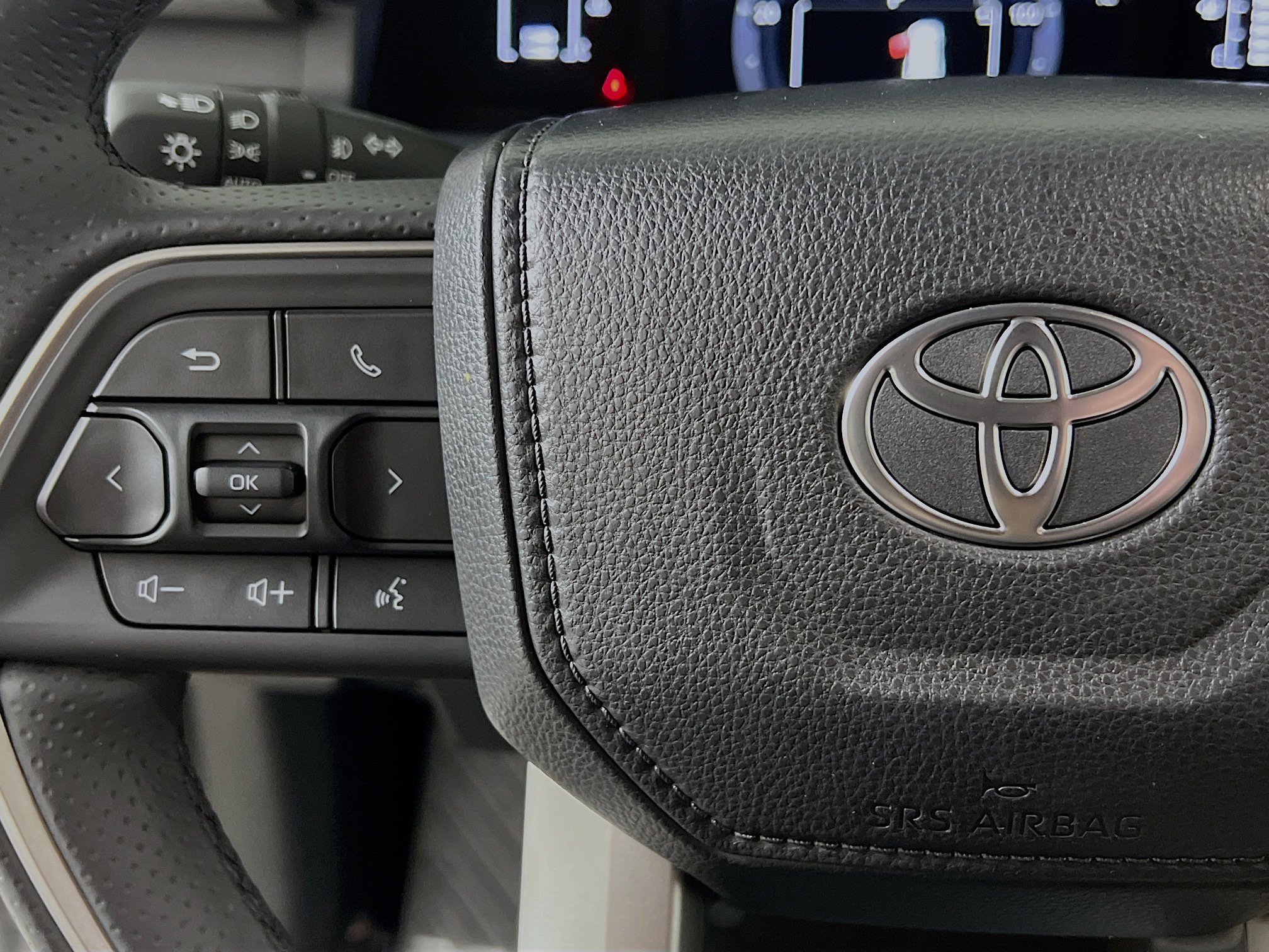 Used 2025 Toyota 4Runner SR5 image 19