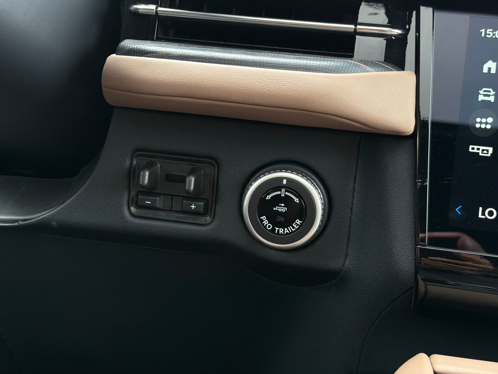 New 2026 Lincoln Navigator L Black Label AWD/4WD image 29